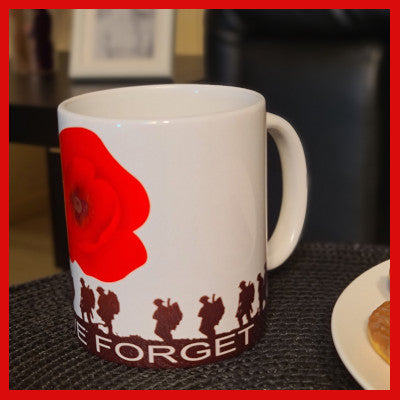 Gifts Actually - Mug - Lest we Forget - Poppy