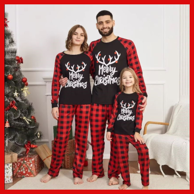 Gifts Actually  -Christmas - Family Pyjamas - Merry Christmas (Antlers) - Family Black Design