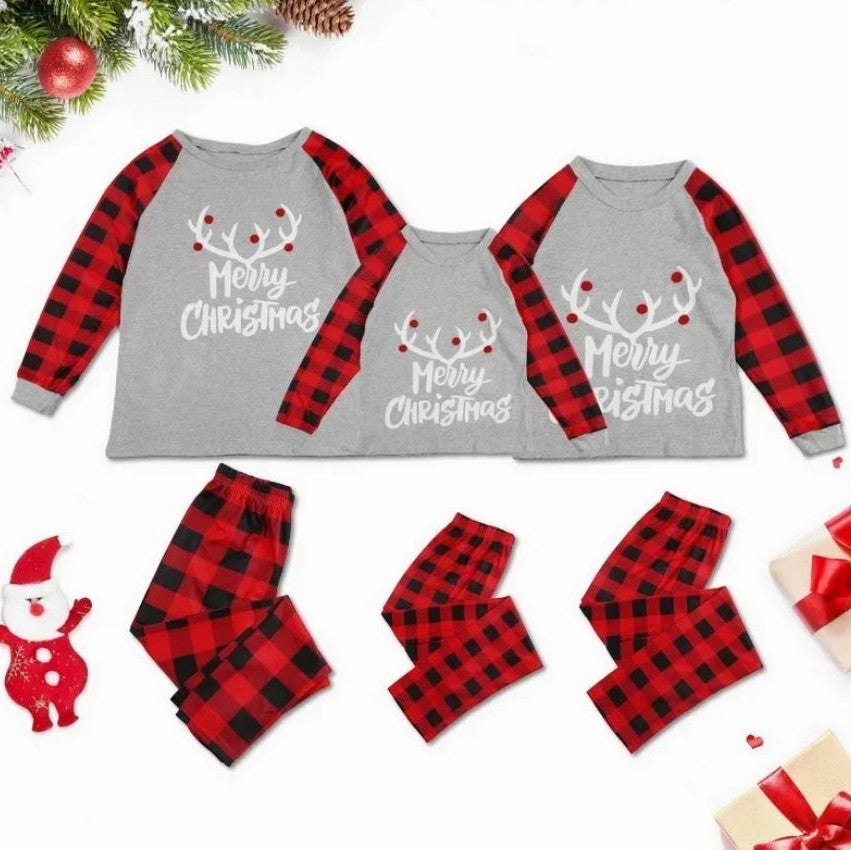 Gifts Actually  -Christmas - Family Pyjamas - Merry Christmas (Antlers) - Sizes Displayed 0 Grey  Design
