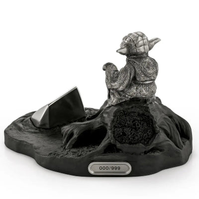 Gifts Actually - Royal Selangor Pewter - Yoda Jedi Master Figurine (LE)