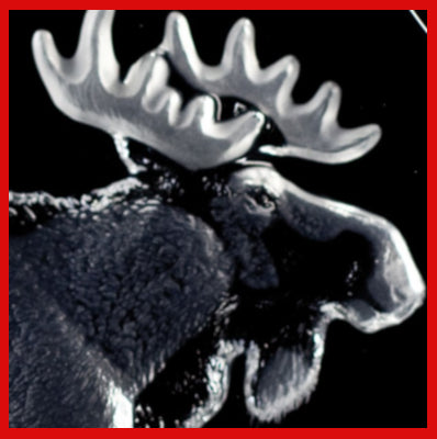 Gifts Actually - Mats Jonasson Crystal Moose Bull (33566). Close-up
