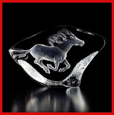 ifts Actually - Mats Jonasson Crystal - Galloping Horse (33715)