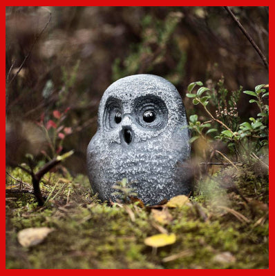 GIfts Actually - Mats Jonasson Crystal - Owl Sculpture Black Crystal (34052) Safri Series