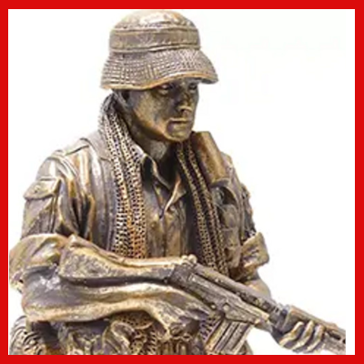 Gifts Actually - Vietnam Digger Figurine (Gold Edition) (miniature)